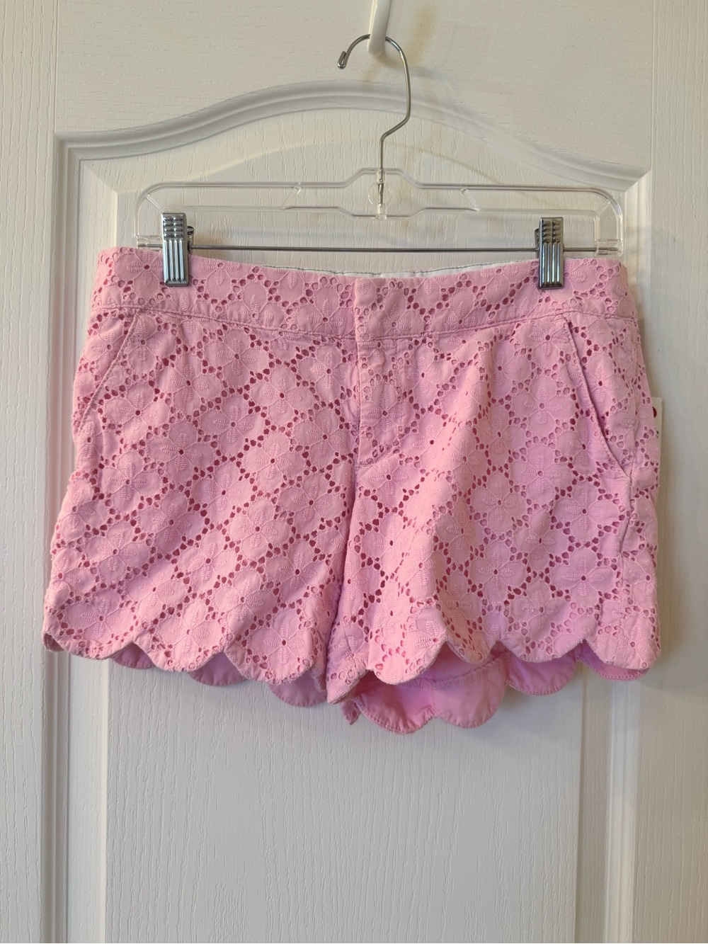 Lilly Pulitzer Buttercup Eyelet Scallop Shorts Pink Size 4 Floral Cotton